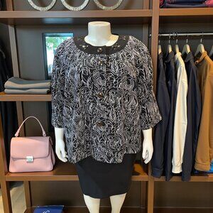 Russell Kemp Size 3X Black Floral 3/4 Sleeve Beaded Button Evening Jacket Topper